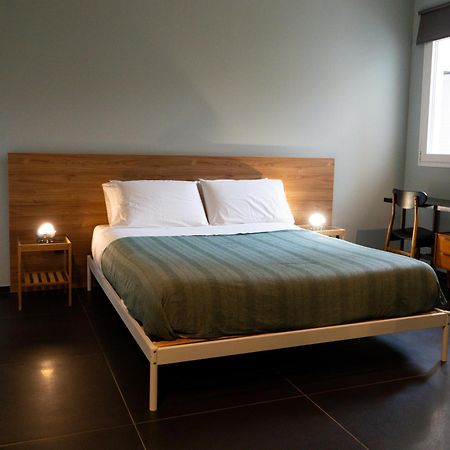 Acasha Loft Villa วิตตอเรีย ภายนอก รูปภาพ