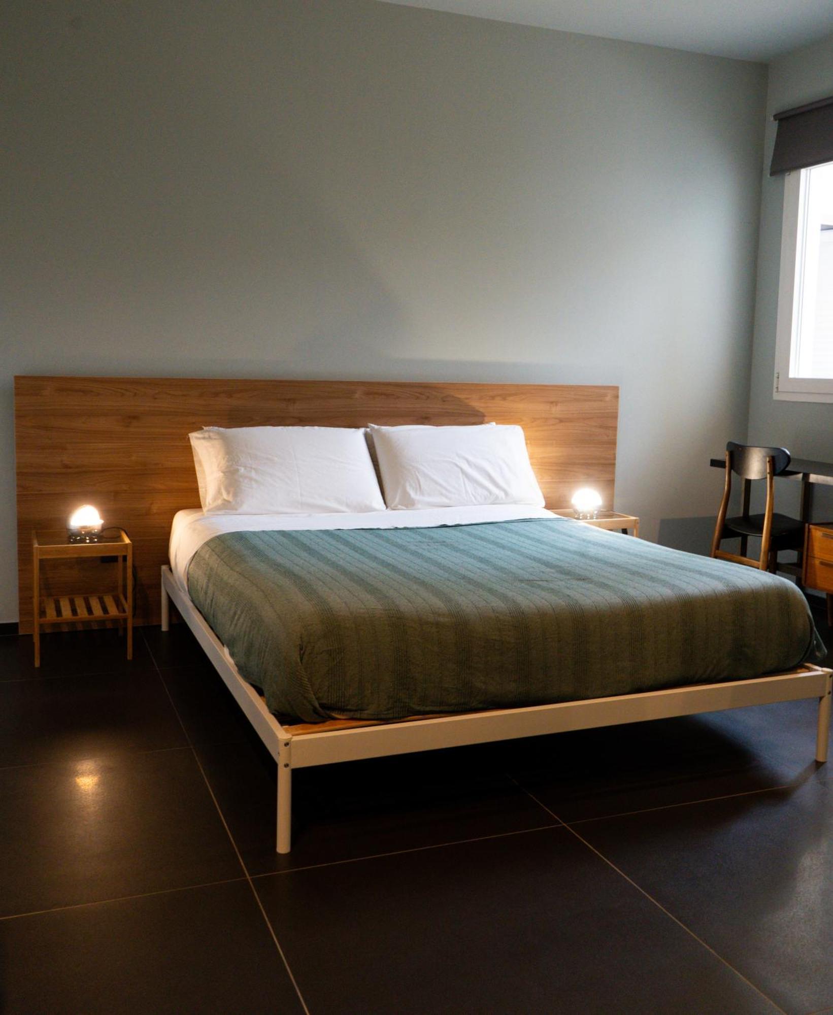 Acasha Loft Villa วิตตอเรีย ภายนอก รูปภาพ
